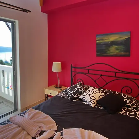 4epoches Steni Vala Alonissos