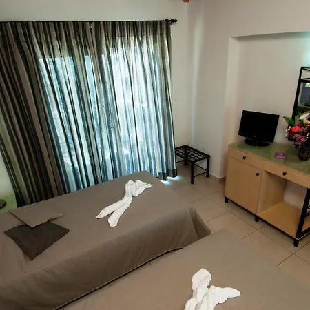 4epoches Hotel 3*