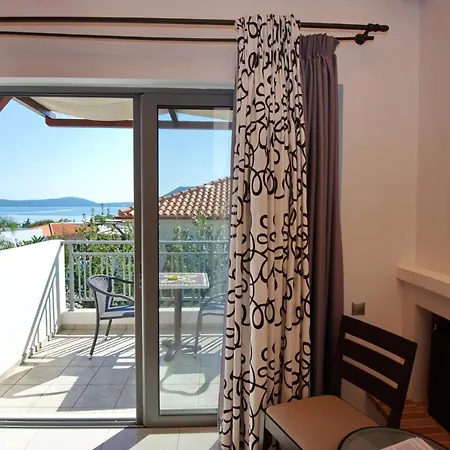 Hotel 4epoches 3*