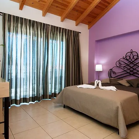 4epoches 3* Steni Vala Alonissos