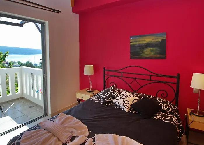 4epoches Steni Vala Alonissos